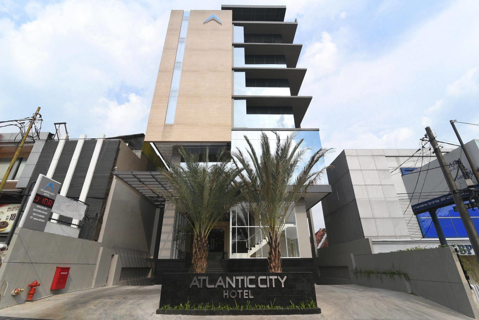 Atlantic City Hotel Bandung Exteriér fotografie